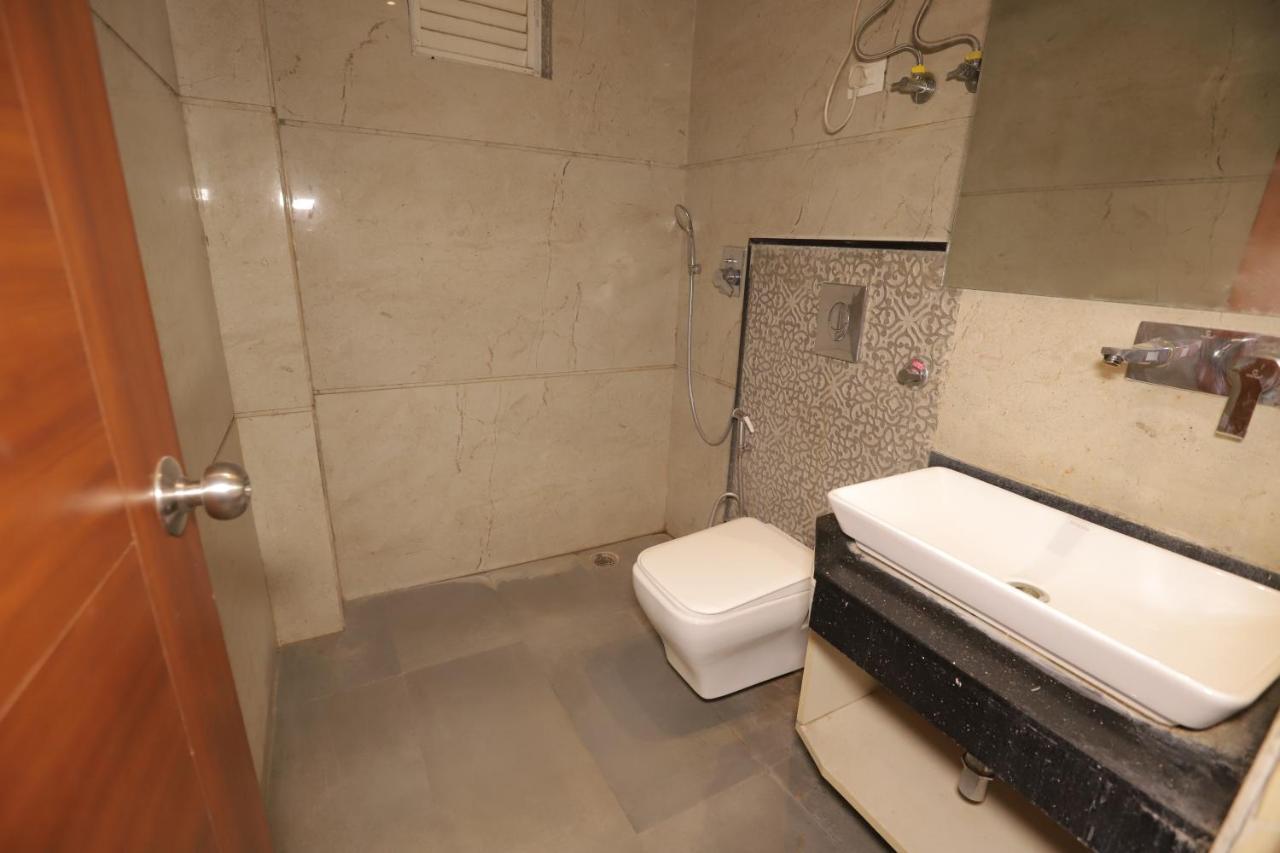 Nh Skye Suites New Delhi Extérieur photo