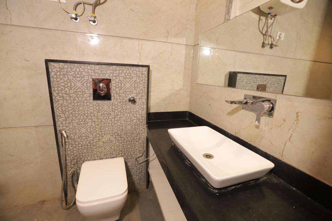 Nh Skye Suites New Delhi Extérieur photo