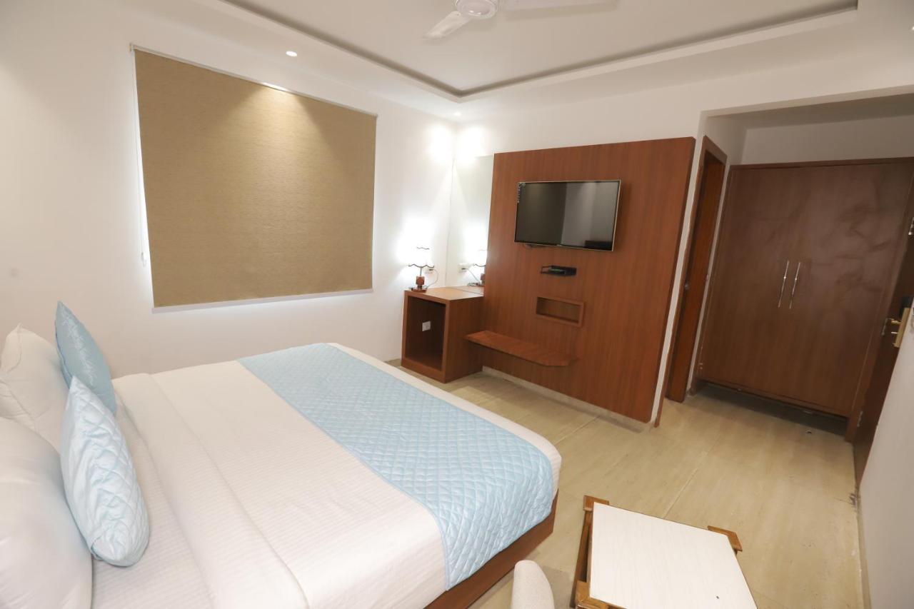 Nh Skye Suites New Delhi Extérieur photo