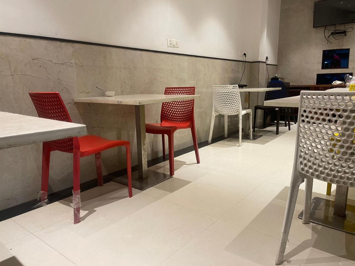 Nh Skye Suites New Delhi Extérieur photo